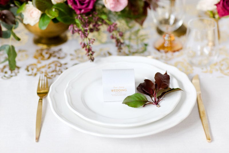 Dekoratyvinės dėžutės skanėstams Sweet Memory Wedding, baltos su auksinės spalvos užrašu, 6,1x6x4,7 cm, 1 dėž/50 pak (1 pak/10 vnt) kaina