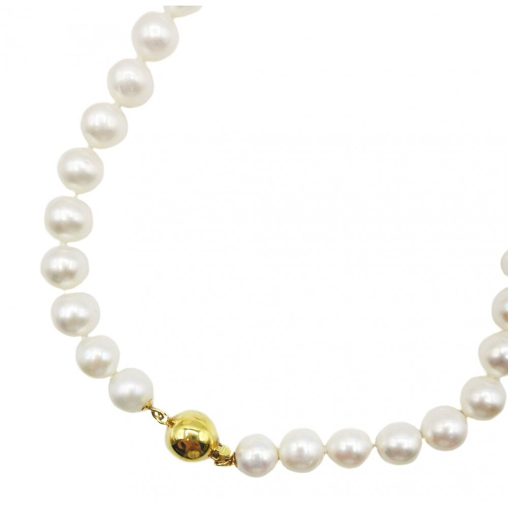 Perlai: nuo mitais apipinto simbolio iki demokratiškiausio papuošalo