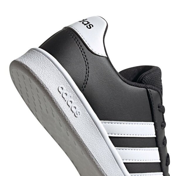 ef0102 adidas