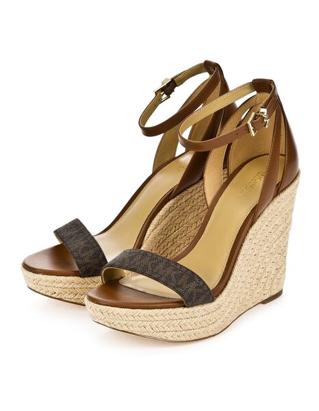 kors wedge