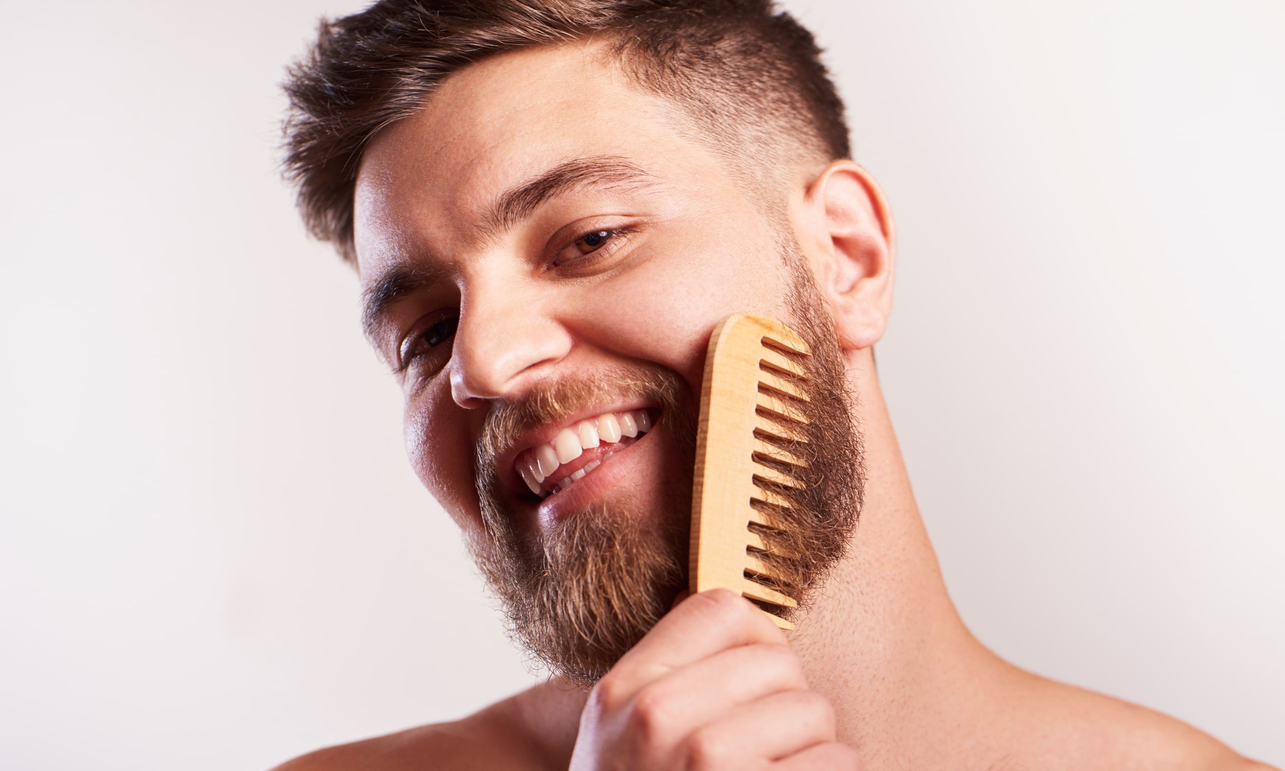 habeme kammimine aktiveerib habemekasvu