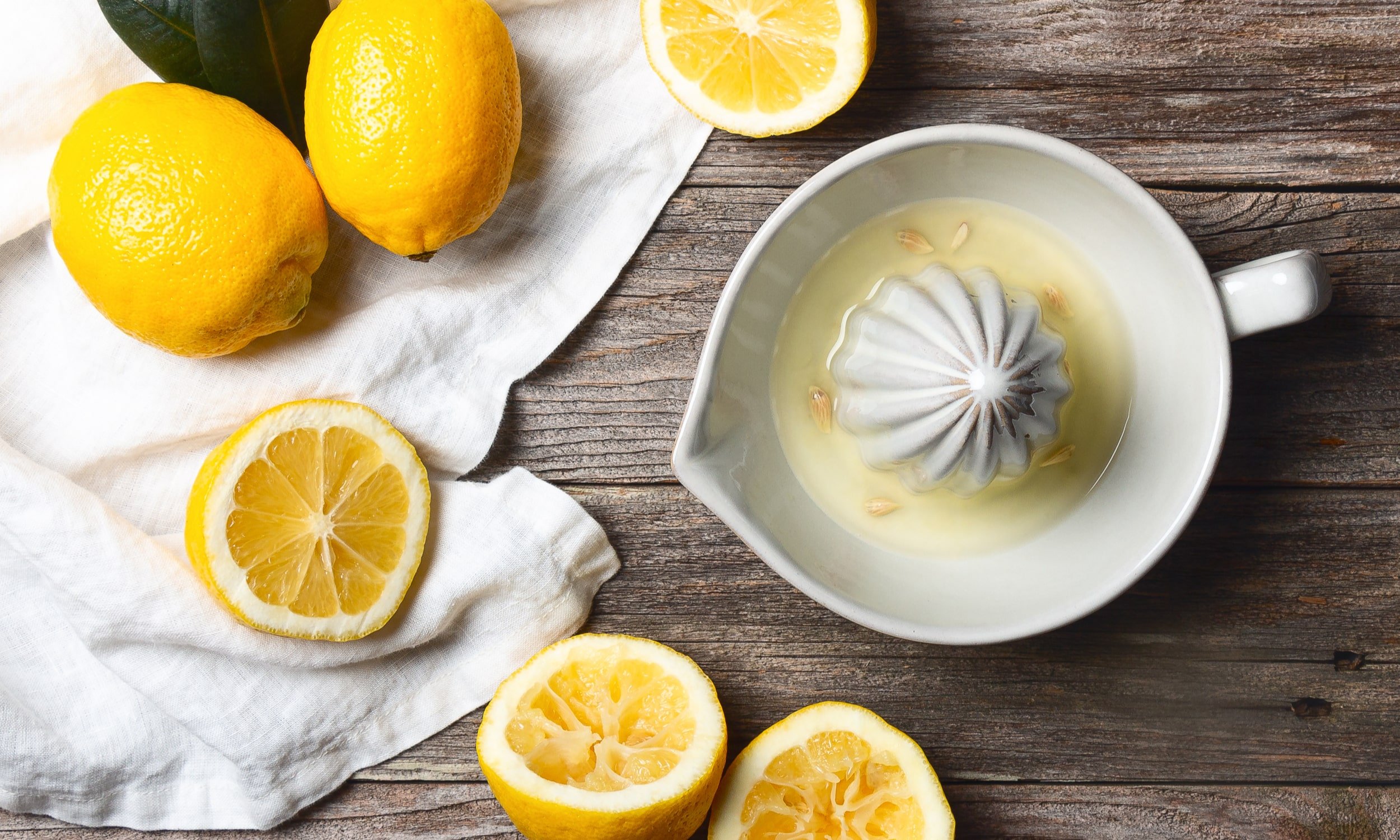 sulu spiede citrusaugliem ar citronu blakus